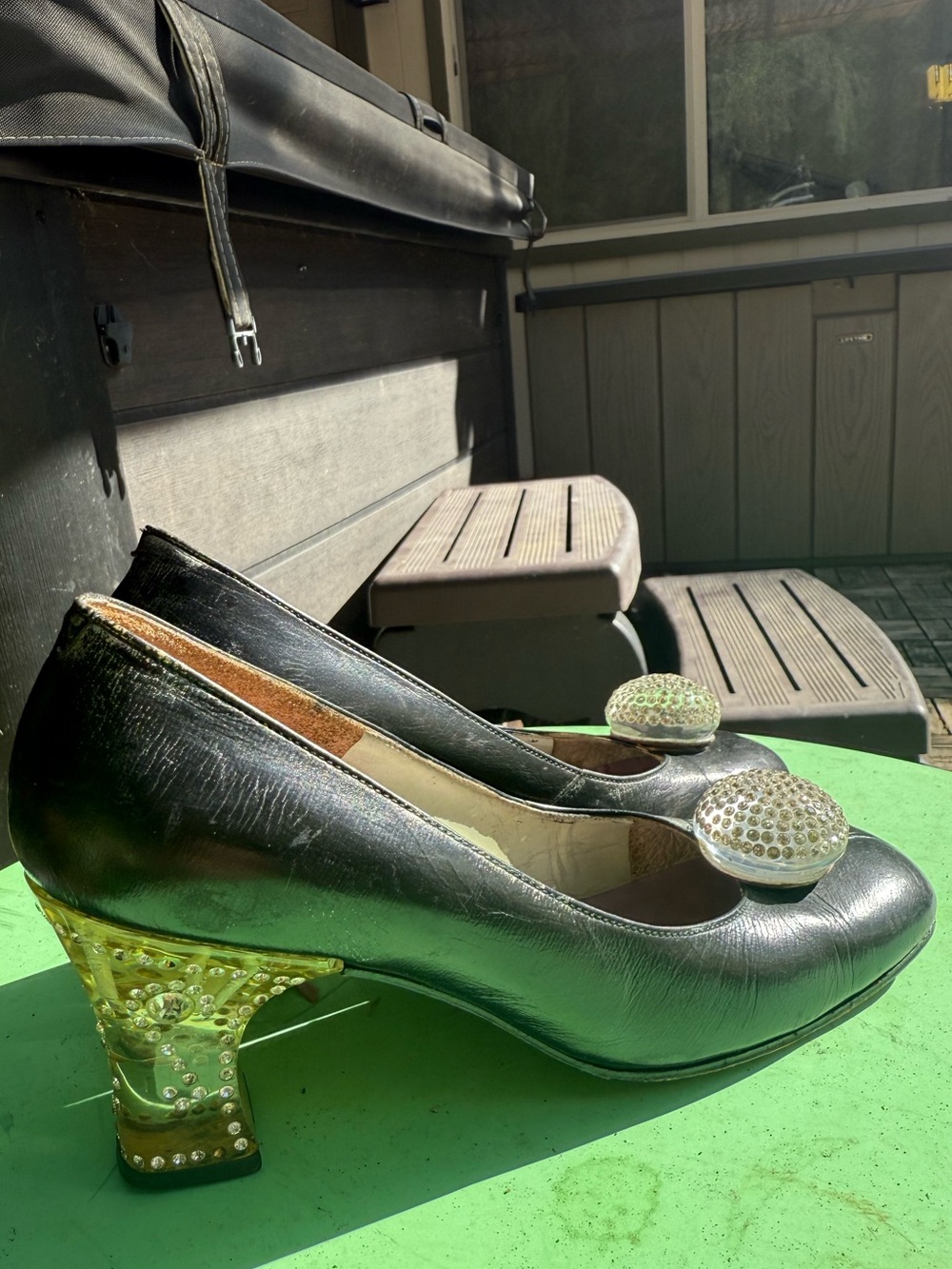 Vintage Black Mid-Heel Pumps with Rhinestone Accent and Gold Embellished Heel